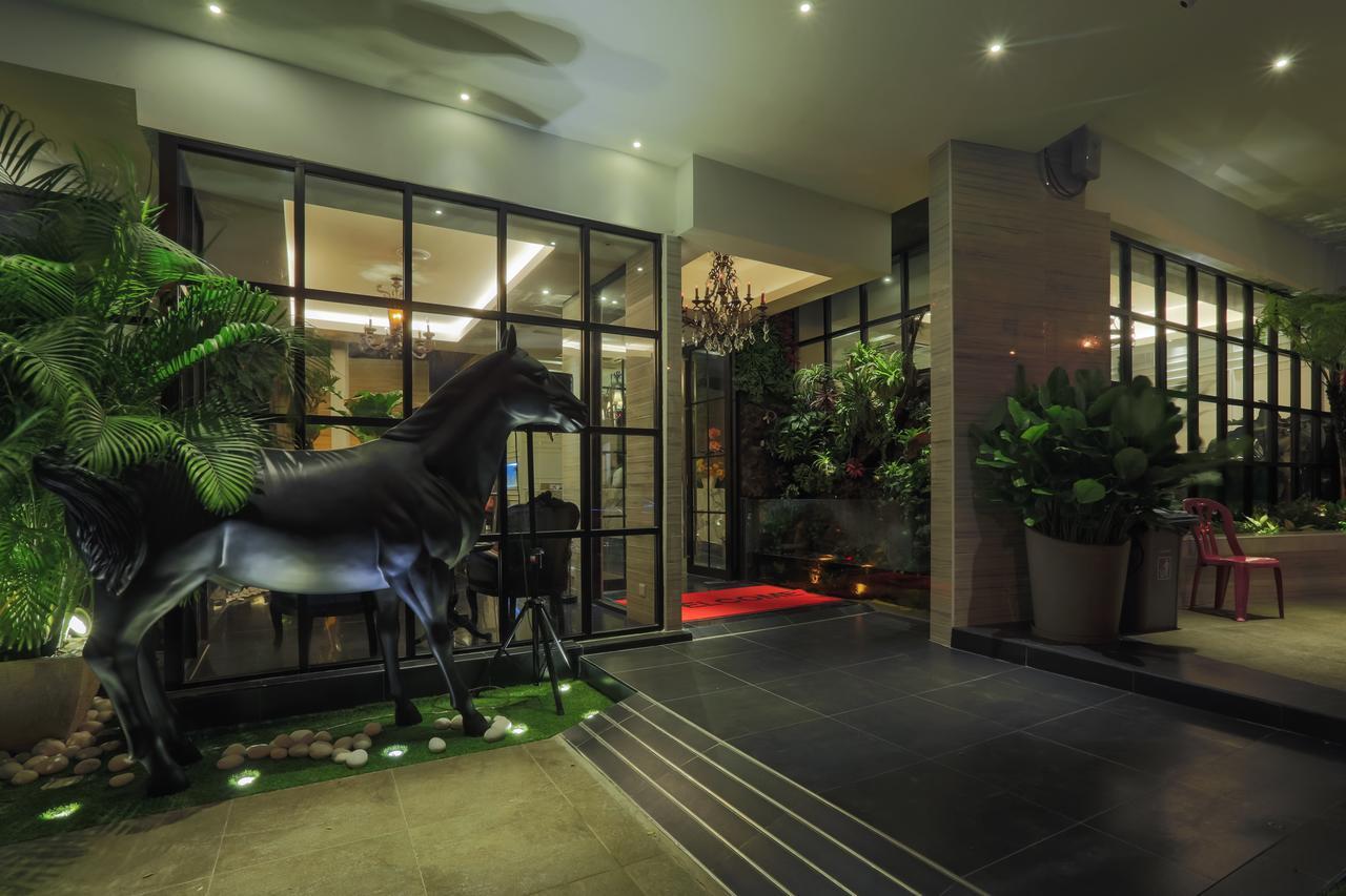Midori Concept Hotel Johor Bahru Bagian luar foto